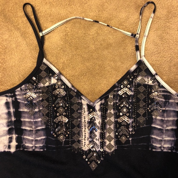 Sequined Tank - Picture 2 of 4